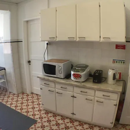 City Center Homestay Cozy And Sunny Privatunterkunft Lissabon