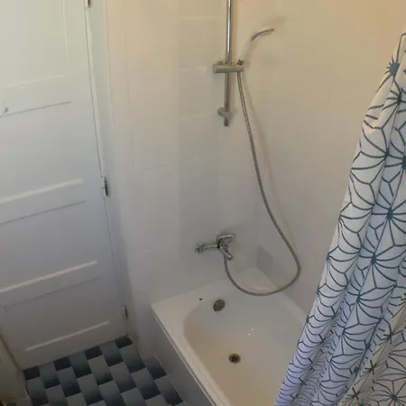 City Center Homestay Cozy And Sunny